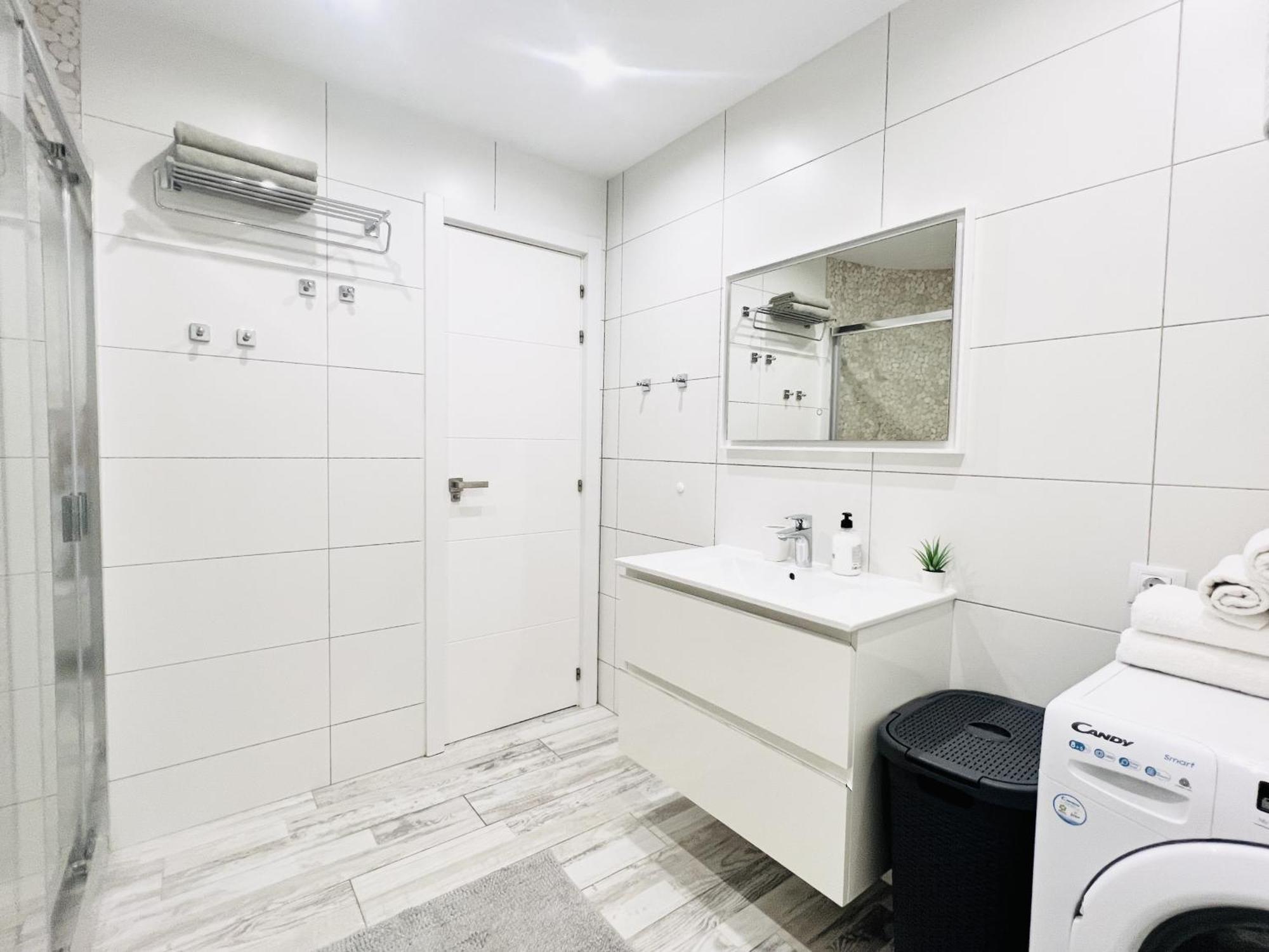 אדחה Paulmarie Apartment Ocean View מראה חיצוני תמונה