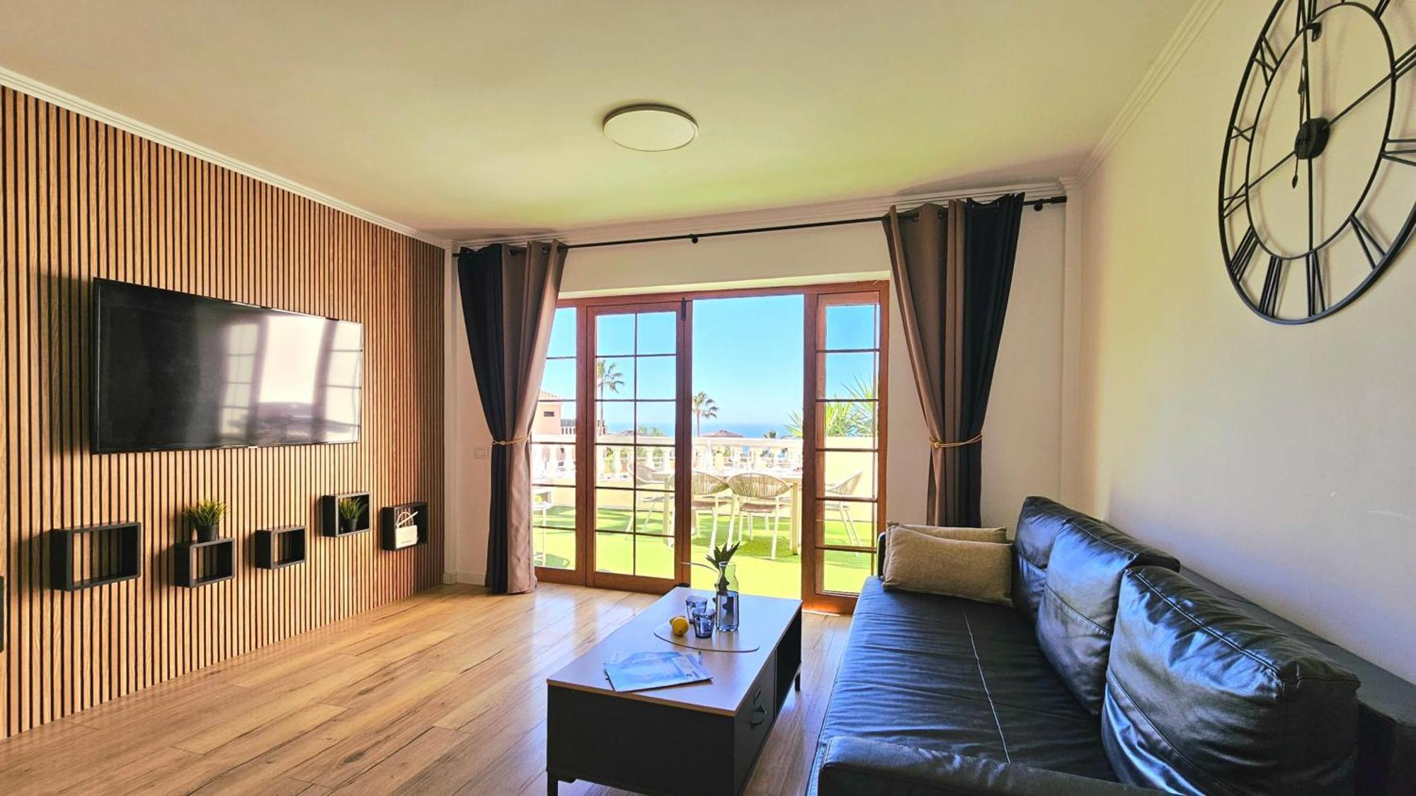 אדחה Paulmarie Apartment Ocean View מראה חיצוני תמונה