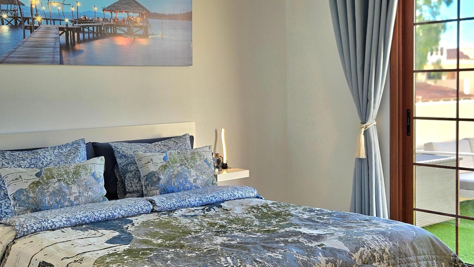 אדחה Paulmarie Apartment Ocean View מראה חיצוני תמונה