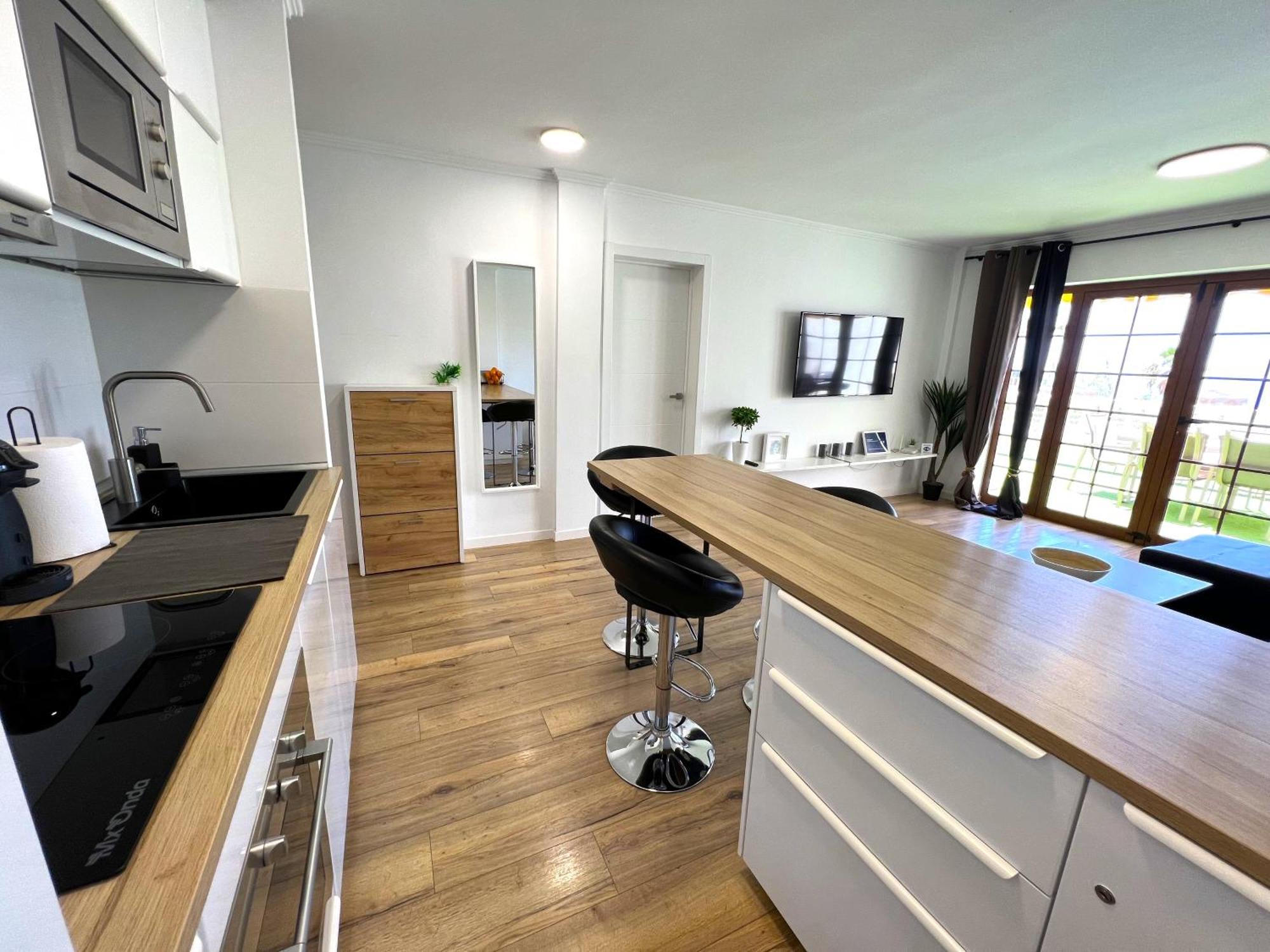 אדחה Paulmarie Apartment Ocean View מראה חיצוני תמונה